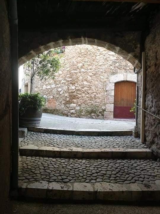 La Mansardiere Villecroze Esterno foto