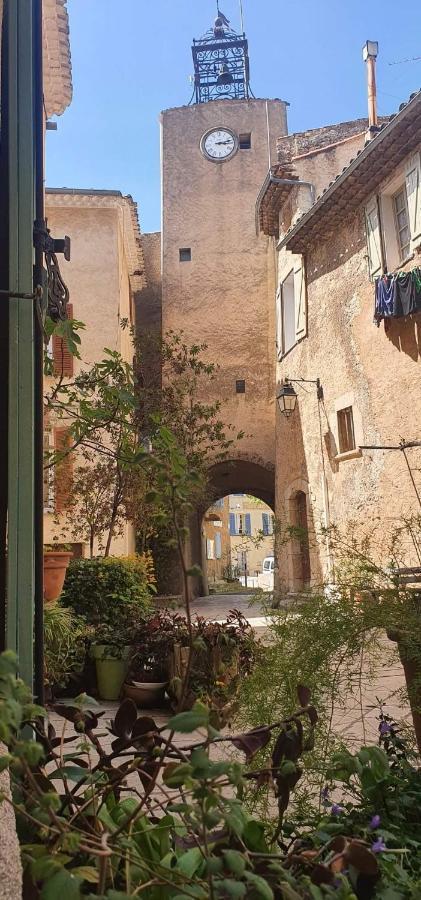 La Mansardiere Villecroze Esterno foto